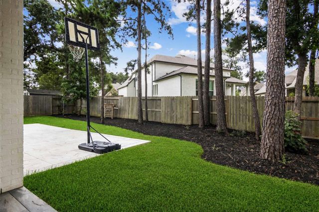 207 Prelude Park Trail, Conroe, TX 77318
