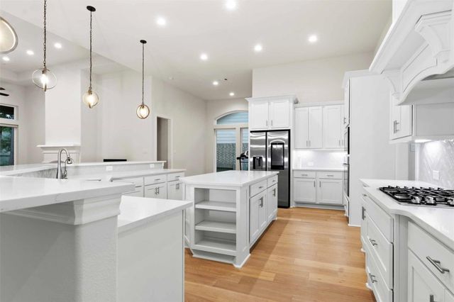 207 Prelude Park Trail, Conroe, TX 77318
