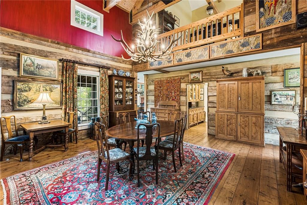 Image 18 of property listing at 683 Duck Thurmond Road, Dawsonville, GA 30534