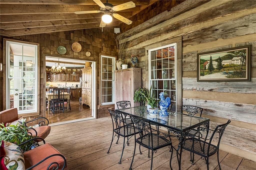Image 23 of property listing at 683 Duck Thurmond Road, Dawsonville, GA 30534