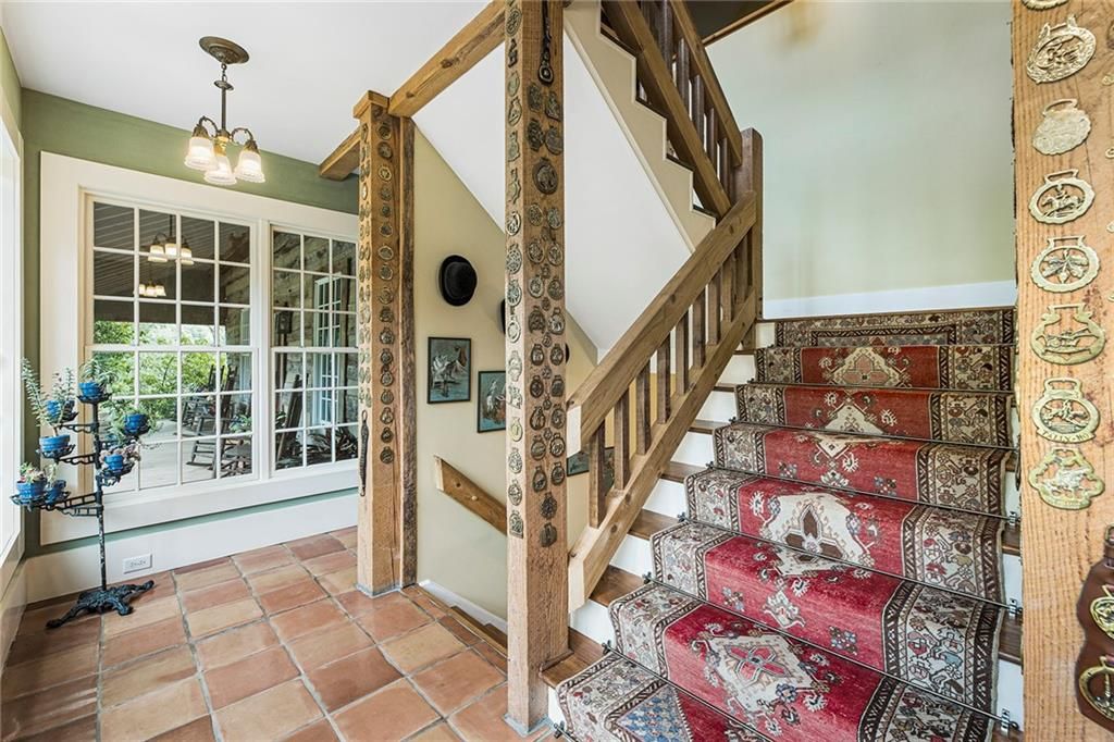 Image 34 of property listing at 683 Duck Thurmond Road, Dawsonville, GA 30534