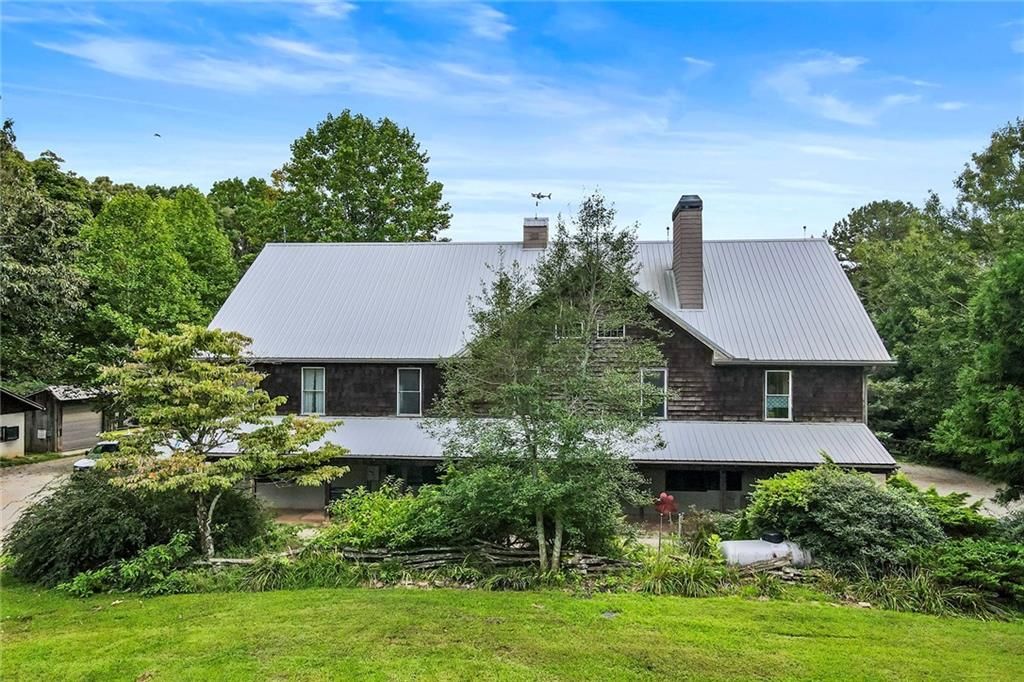 Image 63 of property listing at 683 Duck Thurmond Road, Dawsonville, GA 30534