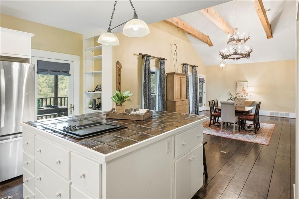 Image 78 of property listing at 683 Duck Thurmond Road, Dawsonville, GA 30534