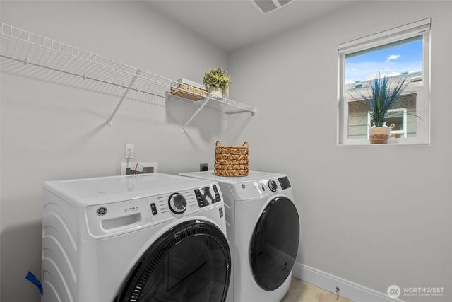 22226 17th Avenue W, Lynnwood, WA 98036