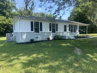 601 Shoma Dr, Shelbyville, TN 37160
