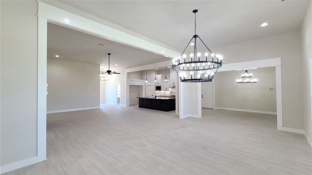 1425 W Harvard Way, Mustang, OK 73064