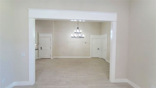 1425 W Harvard Way, Mustang, OK 73064