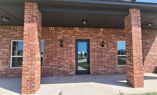 1425 W Harvard Way, Mustang, OK 73064