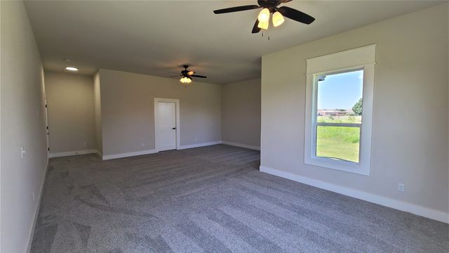 1425 W Harvard Way, Mustang, OK 73064