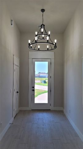 1425 W Harvard Way, Mustang, OK 73064