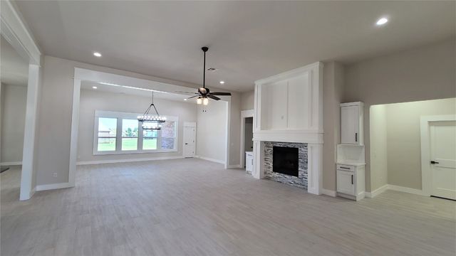 1425 W Harvard Way, Mustang, OK 73064