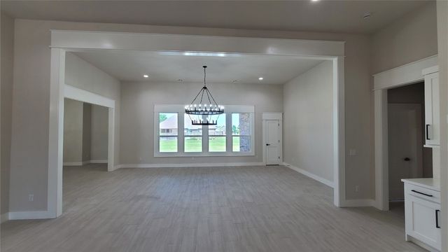 1425 W Harvard Way, Mustang, OK 73064