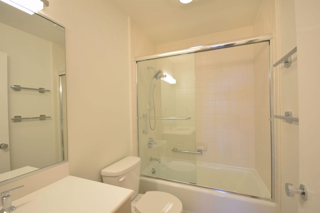 Image 22 of property listing at 101 101 Lombard St 109E, San Francisco, CA 94111