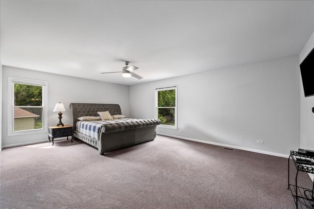 1554 Deer Run, Gurnee, IL 60031