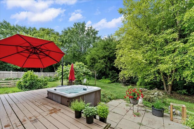 1554 Deer Run, Gurnee, IL 60031