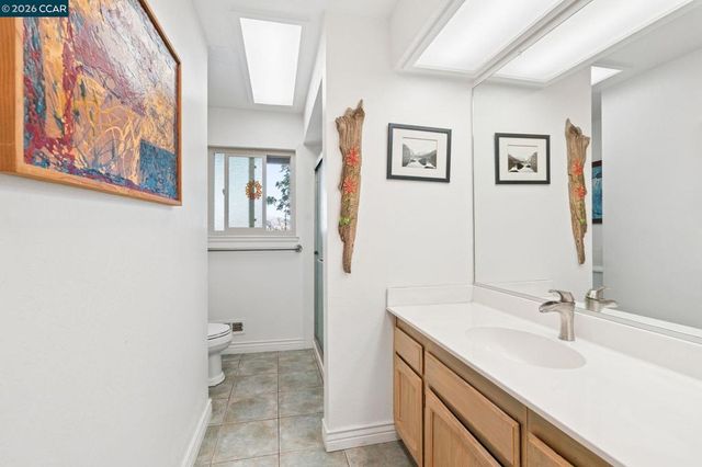 834 Carter Acres Ln, Martinez, CA 94553