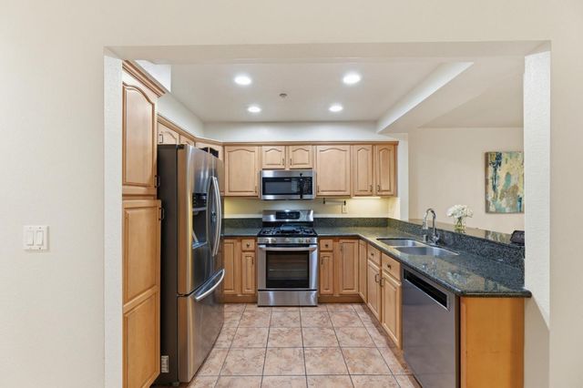 6995 Rodling Drive F, San Jose, CA 95138