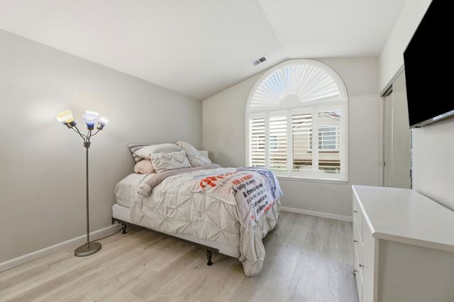 6995 Rodling Drive F, San Jose, CA 95138