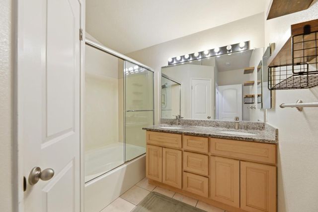 6995 Rodling Drive F, San Jose, CA 95138