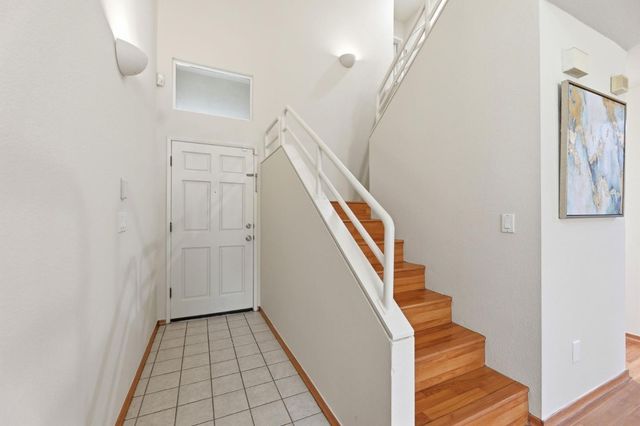 6995 Rodling Drive F, San Jose, CA 95138