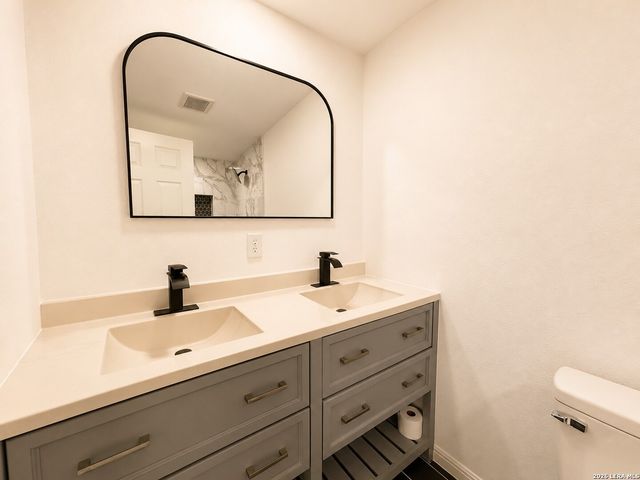 22823 COPPER CANYON DR, Elmendorf, TX 78112