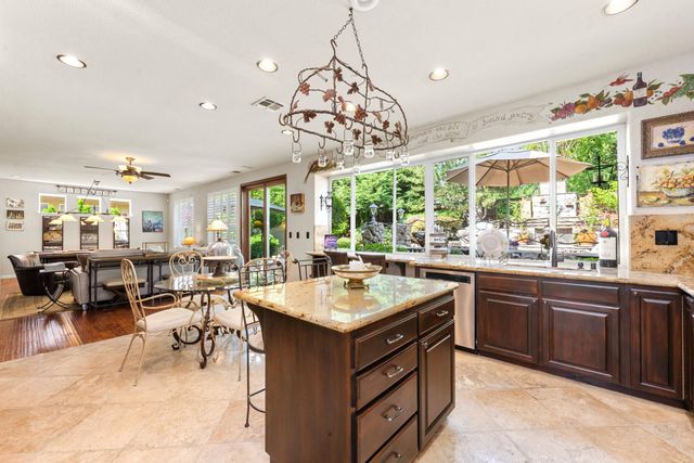 3301 Stonehurst Dr, El Dorado Hills, CA 95762