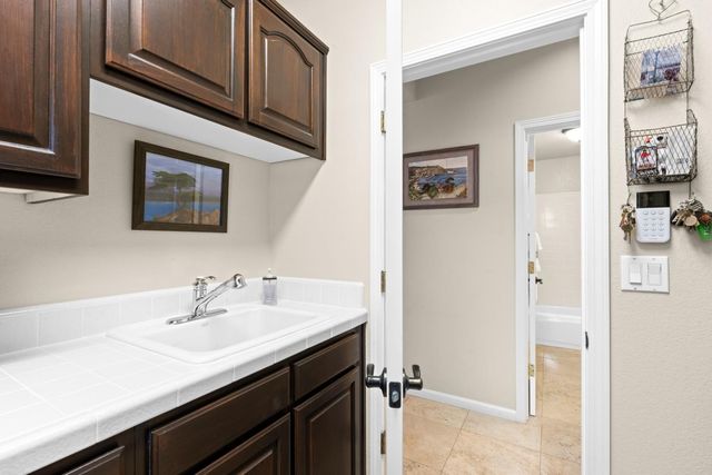 3301 Stonehurst Dr, El Dorado Hills, CA 95762