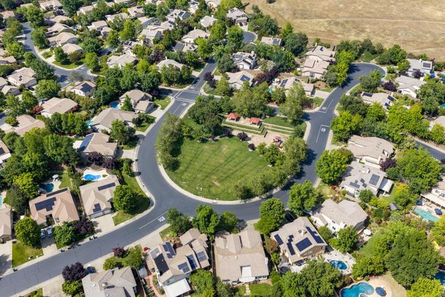 3301 Stonehurst Dr, El Dorado Hills, CA 95762