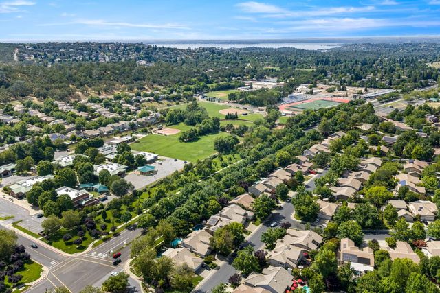 3301 Stonehurst Dr, El Dorado Hills, CA 95762