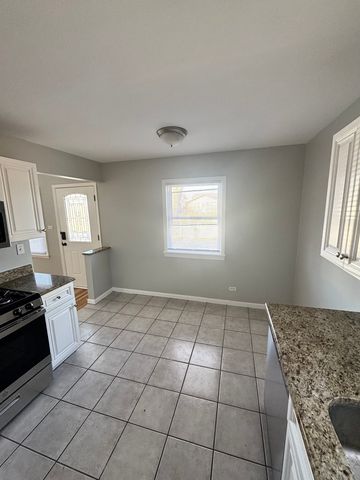 7609 Lockwood Avenue, Burbank, IL 60459