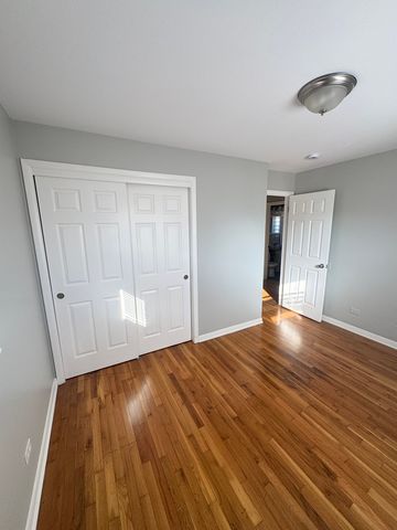 7609 Lockwood Avenue, Burbank, IL 60459