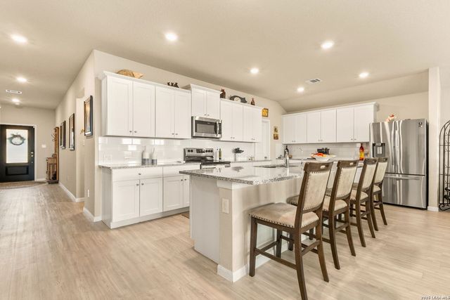 6122 BALLAST TRL, New Braunfels, TX 78132