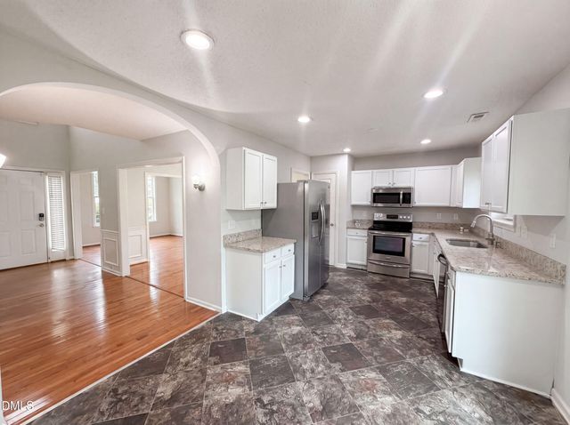 4549 Drewbridge Way, Raleigh, NC 27604