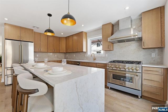 138-140 Weigands Lane 1, Secaucus, NJ 07094