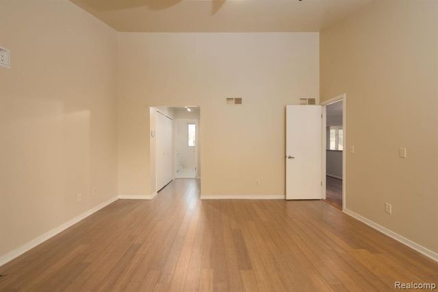 4343 Foxpointe Drive, West Bloomfield, MI 48323