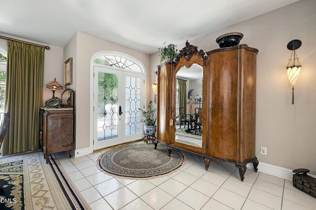 109 Charlemagne Court, Cary, NC 27511