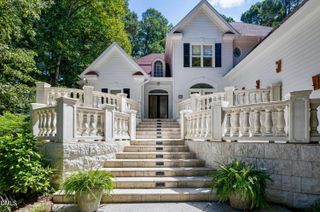 109 Charlemagne Court, Cary, NC 27511