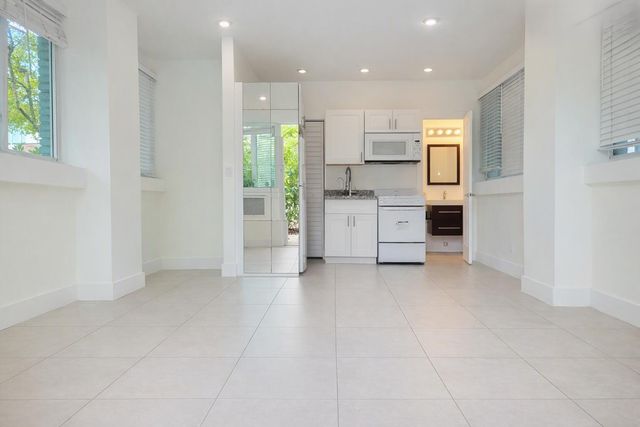 1415 SE 2ND Street 3, Fort Lauderdale, FL 33301