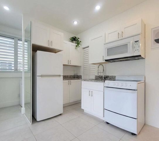 1415 SE 2ND Street 3, Fort Lauderdale, FL 33301