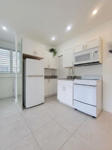 1415 SE 2ND Street 3, Fort Lauderdale, FL 33301