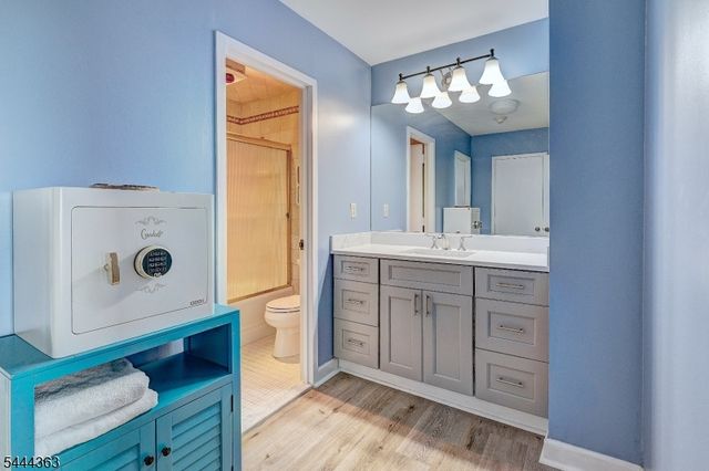 2 Claridge Dr M W, Verona Twp., NJ 07044