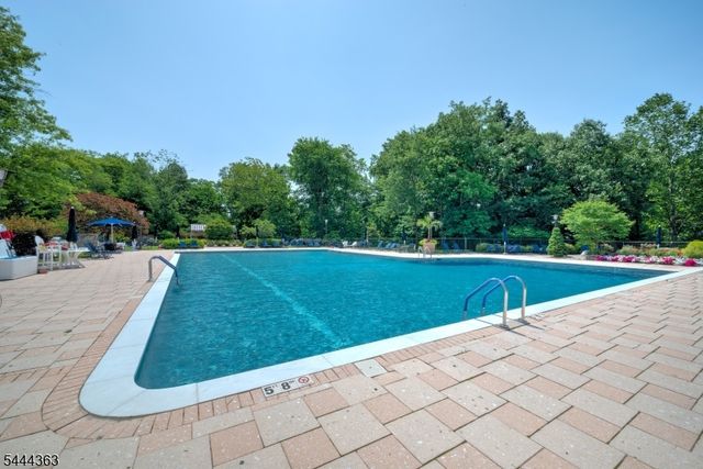 2 Claridge Dr M W, Verona Twp., NJ 07044