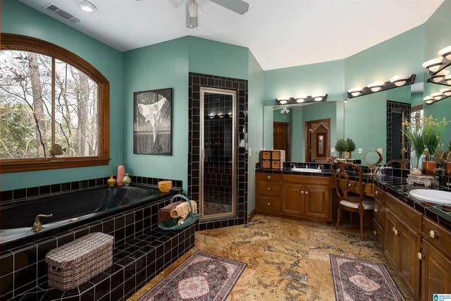 1075 COUNTRY CLUB CIRCLE, Hoover, AL 35244