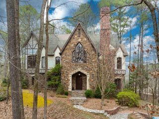 1075 COUNTRY CLUB CIRCLE, Hoover, AL 35244