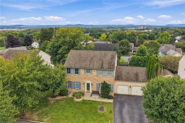 271 Kurt Drive, Upper Nazareth Twp, PA 18064