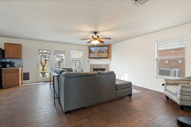 118 Washington Way, Venus, TX 76084