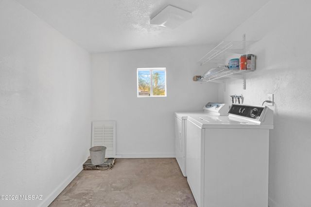 5819 E Rosewood Street, Tucson, AZ 85711