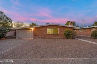 5819 E Rosewood Street, Tucson, AZ 85711