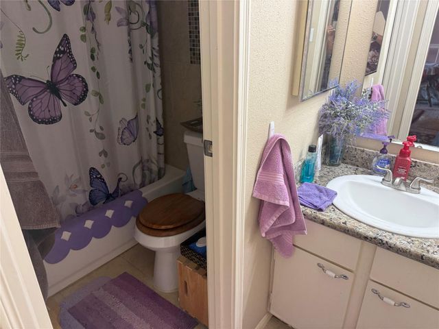 2120 El Paseo Street 703, Houston, TX 77054