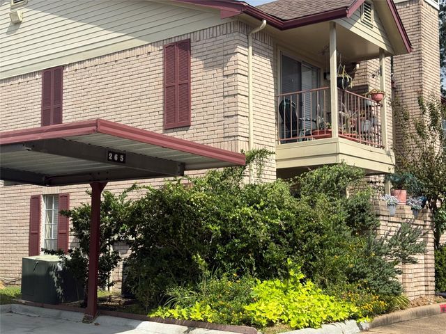 2120 El Paseo Street 703, Houston, TX 77054